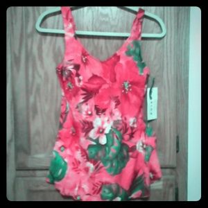 1PC Maxine swimsuit.
